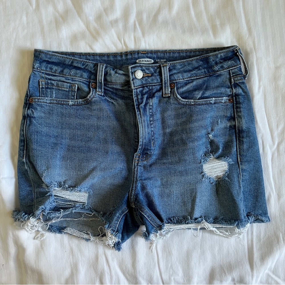 Old Navy Preowned O.G. High Rise Shorts